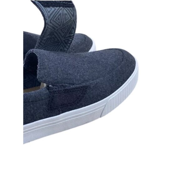 Toms NWOB Womens Altair Black Felt Suede Slip On Shoes Size 9.5 Hook Loop - Picture 5 of 5